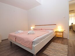 Apartment 1401