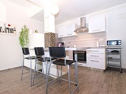 Apartment 1401
