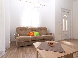Apartment 1403