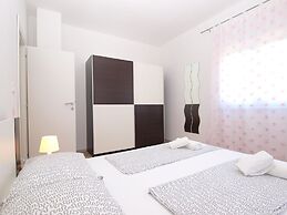 Apartment 1403