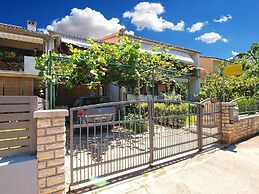 Apartment 1407