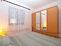 Apartment 1407
