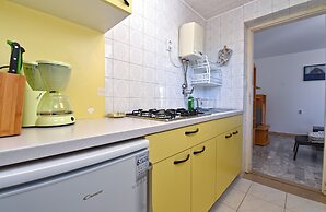 Apartment 1410