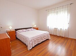 Apartment 1413