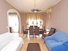 Apartment 1413