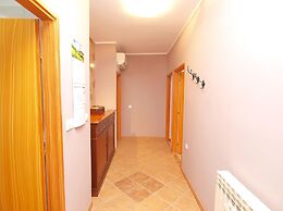 Apartment 1413