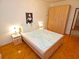 Apartment 1424