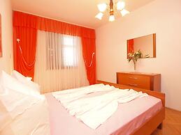 Apartment 1424