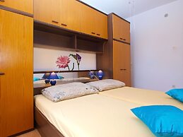 Apartment 1432