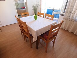 Apartment 1435
