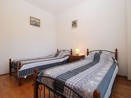 Apartment 1435
