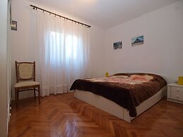 Apartment 1437