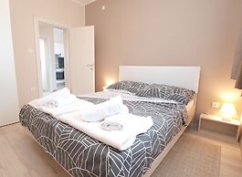 Apartment 1449