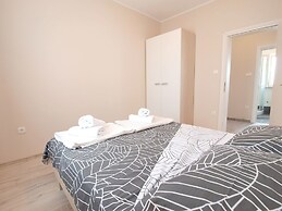 Apartment 1449