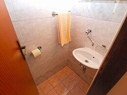 Apartment 1460