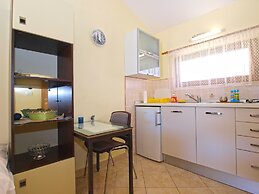 Apartment 1462
