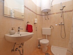 Apartment 1468