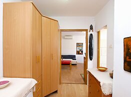 Apartment 1470