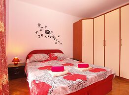 Apartment 1475