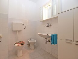 Apartment 1475