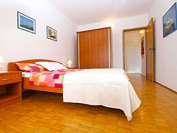Apartment 1482