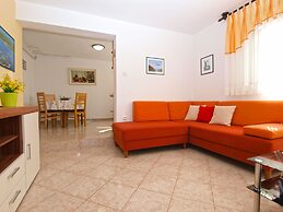 Apartment 1482