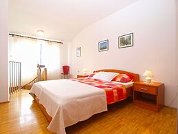 Apartment 1482