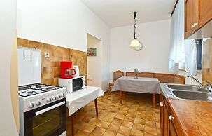 Apartment 1490