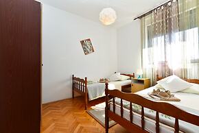 Apartment 1490