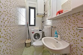 Apartment 1490