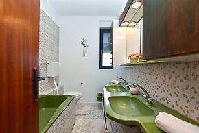 Apartment 1490