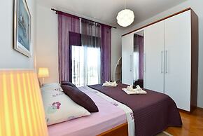 Apartment 1490