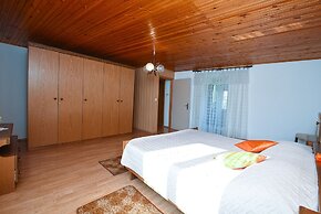 Apartment 1492