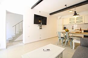 House 1529