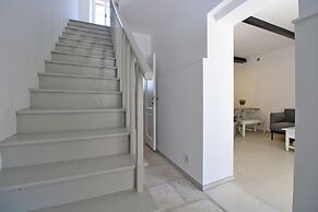 House 1529