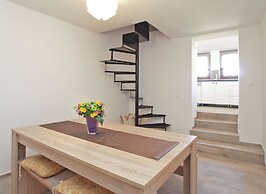 Apartment 1536