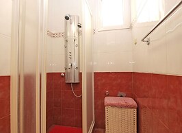 Apartment 1544