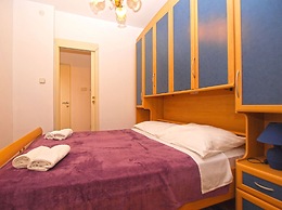 Apartment 1544