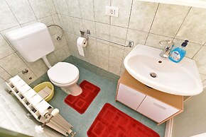 Apartment 1550