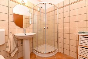 Apartment 1550