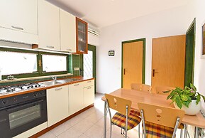 Apartment 1550