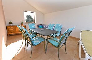 Apartment 1551