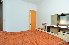 Apartment 1552