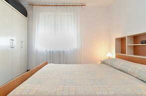 Apartment 1552