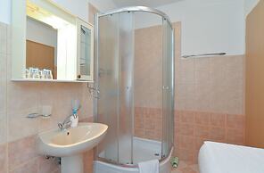 Apartment 1552