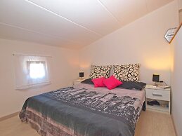 Apartment 1558