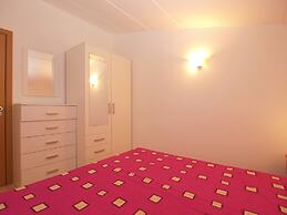 Apartment 1558
