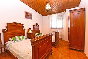 Apartment 1560