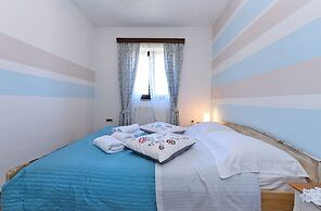 Apartment 1561