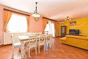 Apartment 1561